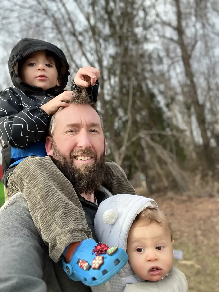Nate Horton with his two kids